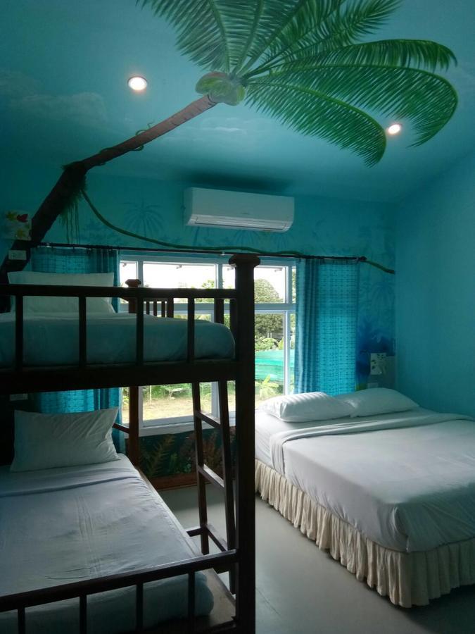 The Corner Transit Hostel Koh Samui Exterior foto